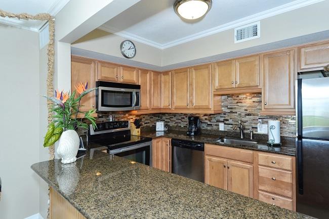 A Rrae Find Beach Front on Posh Longboat Key